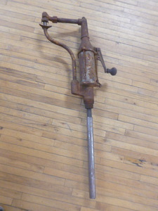 lot 69 image: Oil Barrel Hand Pump