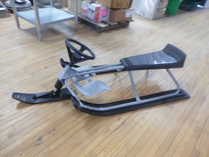lot 72 image: Steerable Sled