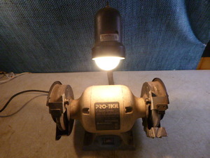lot 92 image: Pro-Tech 6 Bench Grinder with Adjustable Lamp