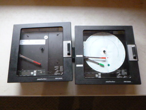 lot 22 image: 2 Partlow MRC 500 Series Circular Chart Recorders