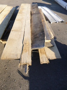lot 118 image: Pallet of Oak