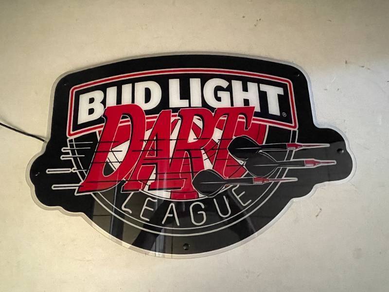 lot 63 image: Bud Light Dart League LED, NIB