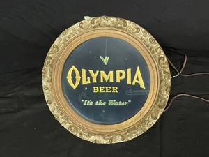 lot 16 image: Olympia Beer motion sign with twinkling stars