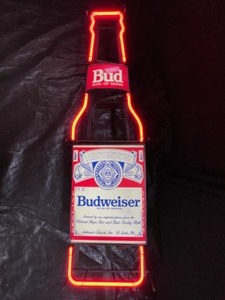 lot 67 image: Budweiser neon bottle, in box