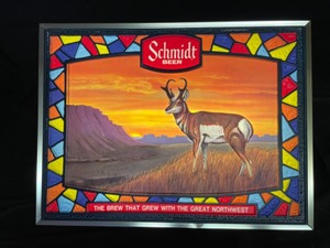 lot 25 image: Schmidt dominator light up sign with 3D pronghorn antelope