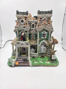 Lemax Spooky Town Collection