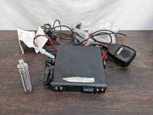 CB Radio by Sentrek