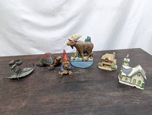 Six Dcor Items