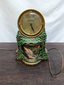 Vintage Mastercrafters Waterfall Mantle Clock
