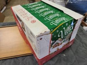 Box of Gingerbread houses for decor use