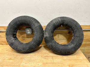 lot 84 image: Kids SnowSledding Tubes