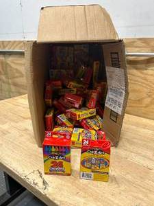 lot 91 image: CRA-Z-ART Lot of Crayons