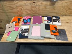 lot 70 image: Lot of Various Tablet CoversCases