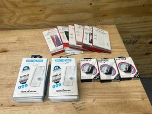 lot 71 image: Lot of Various Screen Protectors