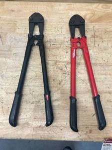 lot 73 image: HYPER-TOUGH Lot of 2-  18 Bolt Cutters
