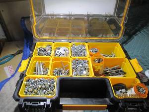 lot 65 image: Dewalt 10-removable bin parts organizer