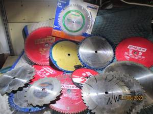 lot 73 image: Assortment #2 of saw blades