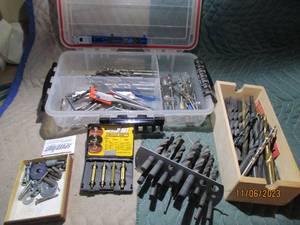 lot 97 image: Parts organizer and wood box containing drill bits