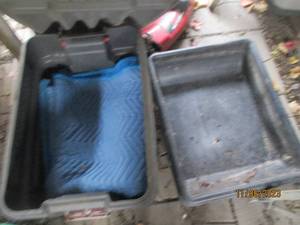 lot 125 image: Rubbermaid Action Packer
