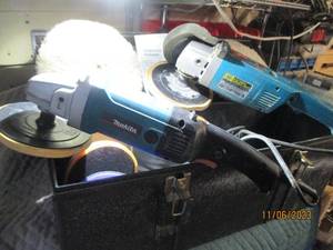 lot 140 image: (2) Makita SanderBuffers along with some supplies