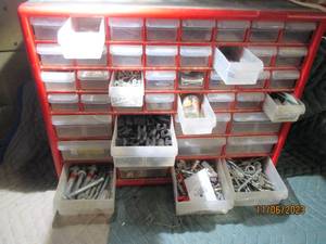 lot 145 image: Benchtop hardware organizer