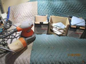 lot 148 image: Ridgid 4 orbital sander