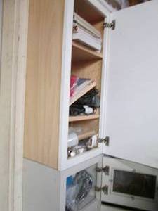 lot 315 image: Contents of cabinet