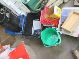 lot 317 image: Lot of empty totes and organizers