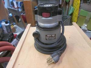 lot 13 image: Porter Cable laminate trimmer base router