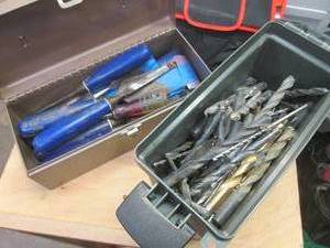 lot 32 image: Container full of assorted drill bits