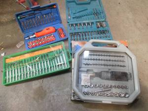 lot 201 image: Assortment of socketdriver ratchet sets