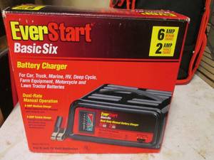 lot 207 image: Everlast Basic Six dual Rate battery charger