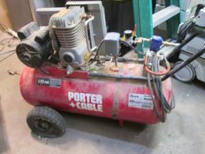 lot 216 image: Porter Cable 25-gallon 6hp 135psi air compressor