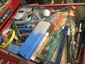 lot 235 image: Variety box of misc tools,