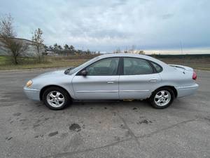 2006 Ford Taurus SE
