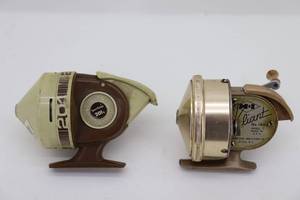 lot 5 image: Vintage Fishing Reels