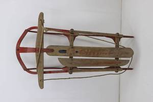 lot 8 image: Vintage Eskimo Wood Sled