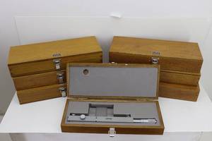 lot 20 image: Vintage Sokkisha Mitutoyo Surveying Equipment