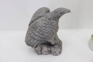 lot 54 image: Eagle Sculpture