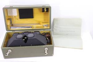 lot 59 image: Vintage Stereo Comparagraph