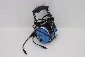 lot 64 image: Sigtronics S-20 Aviation Headset