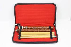 lot 72 image: Vintage Sacramento 30-6820 Pool Cue w Leather Case