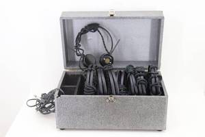 lot 81 image: Set of 8 Alinco Magnetic CF Canon Headsets & Caliphone HP-100