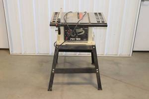 lot 84 image: Pro-Tech 10 Table Saw