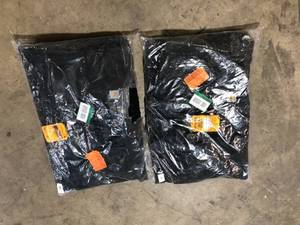 lot 31 image: Lot of 2 Carhartt Mens Medium Black Cotton Loose Fit Washed Duck Sherpa-Lined Coat   Customer Returns See Pictures