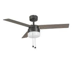 lot 75 image: Hampton Bay Montgomery II 44 in. Indoor Oil Rubbed Bronze Ceiling Fan with Light Kit