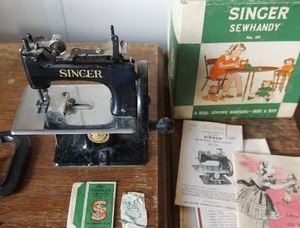 Antique Miniature Singer SewHandy Sewing Machine in Original Box