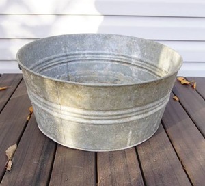 Vintage Large Round Galvanized Metal Wash Tub with Handles...