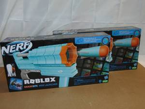lot 45 image: 2 Pack NERF Roblox Sharkbite Web Launcher Rocker Nerf Blaster with 2 Roblox Nerf Rockets 195166190501