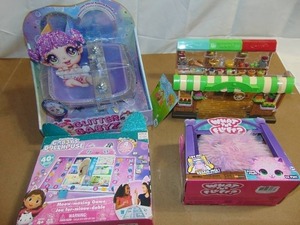 lot 115 image: Mixed Toys Lot